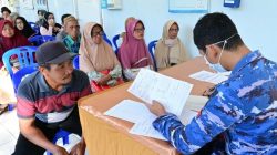 Sambut Hari Bakti ke-79 TNI AU 2026, Lanud Sjamsudin Noor Gelar Pemeriksaan Mata Gratis bagi Masyarakat Kalsel